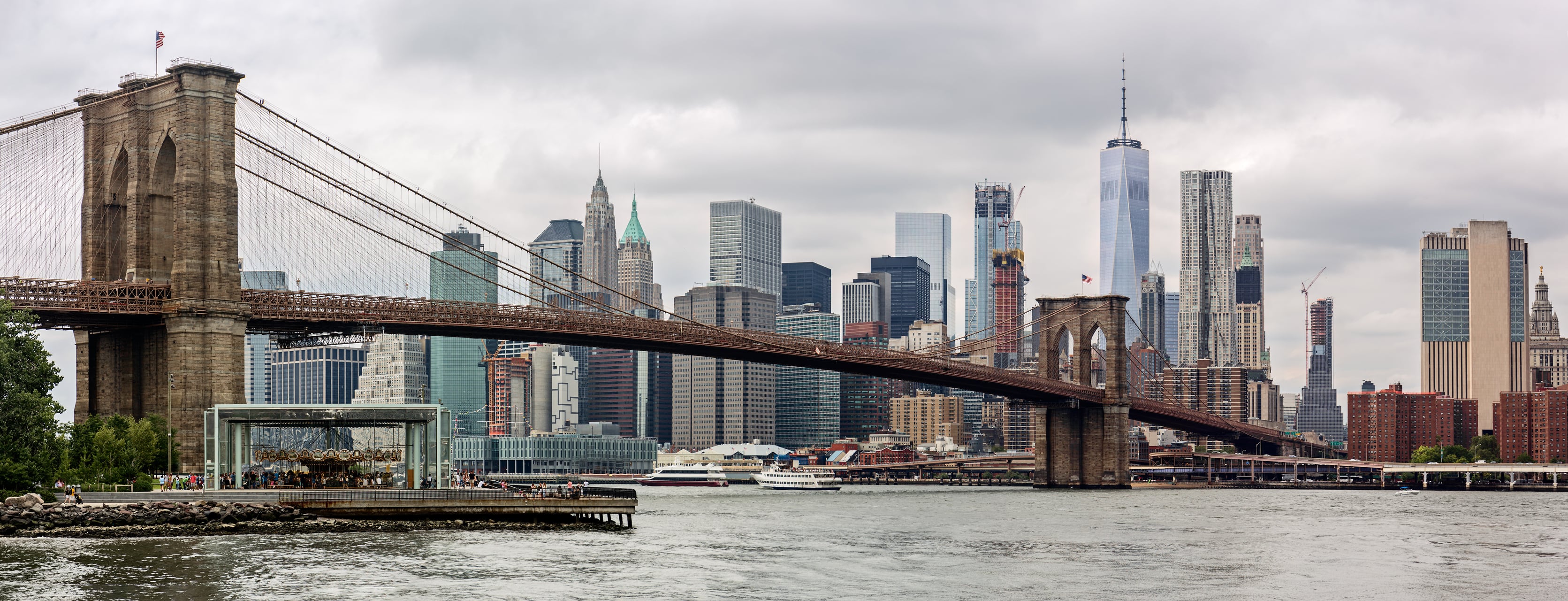 Panorama of the Brooklyn Bridge and skyline